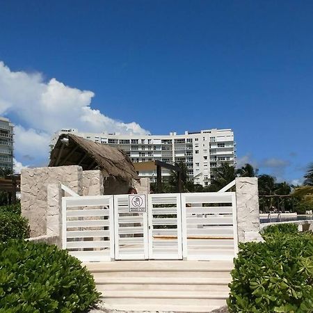 Hermoso Condo De 2 Habitaciones Frente Al Caribe Канкун Екстериор снимка